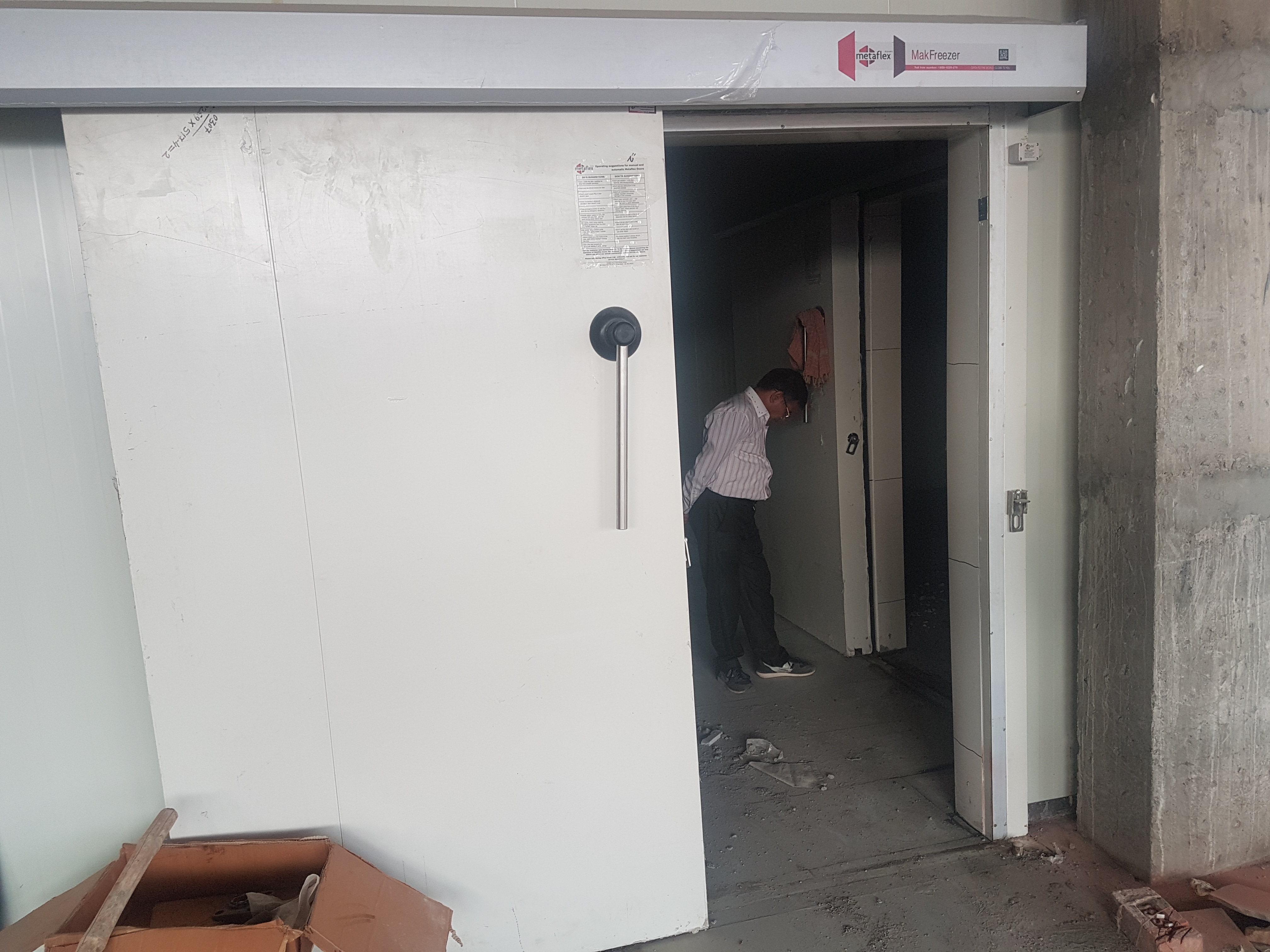 Cold Room - Puf Panels Insulation, Temperature Range -5â°c To +10â°c & -40â°c To +18â°c | Spacious Design, Fully Automatic Controls, Sliding Door Mechanism