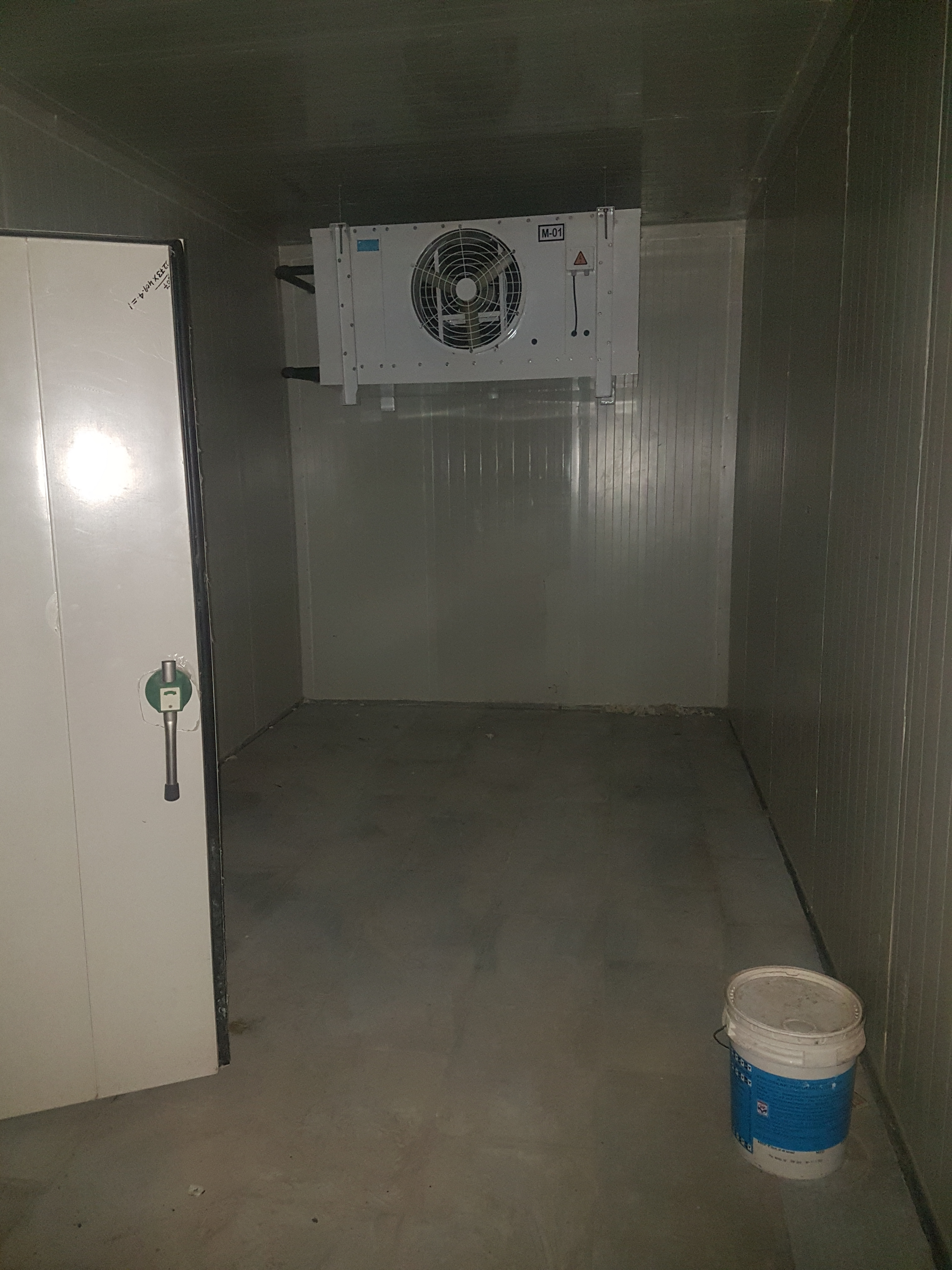 Cold Room - Puf Panels Insulation, Temperature Range -5â°c To +10â°c & -40â°c To +18â°c | Spacious Design, Fully Automatic Controls, Sliding Door Mechanism