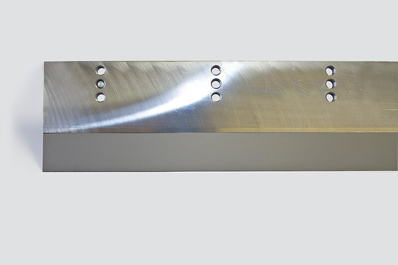 Industrial Blades - Stainless Steel, 1095x115x11.7 Mm | 62-64 Hrc Hardness, Fully Automatic, Galvanized Finish, Designed For Precision Paper Cutting