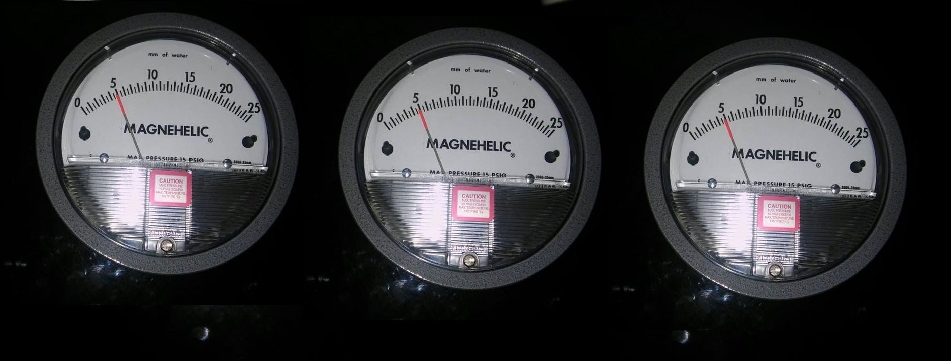 Dwyer 2002d Magnehelic Differential Pressure Gauge