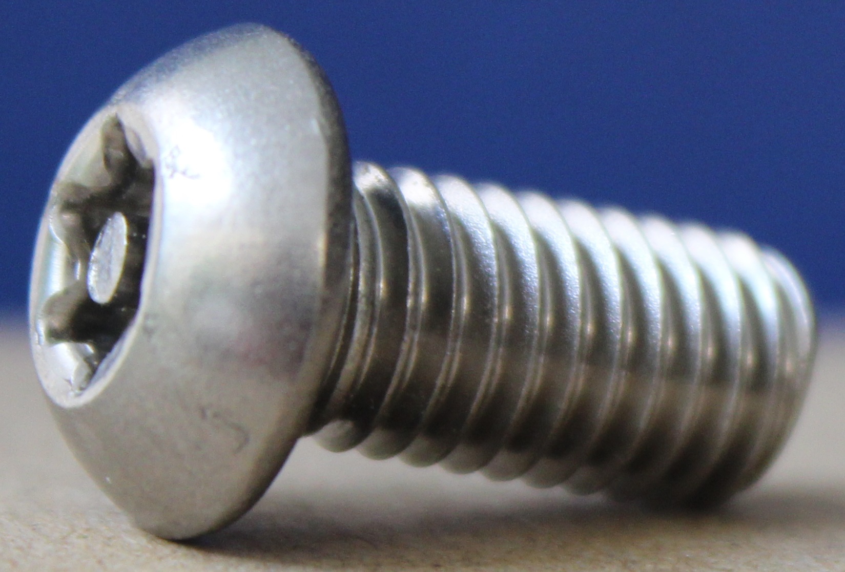 Pin Torx Security Screw Button Head Grade: Aisi 304