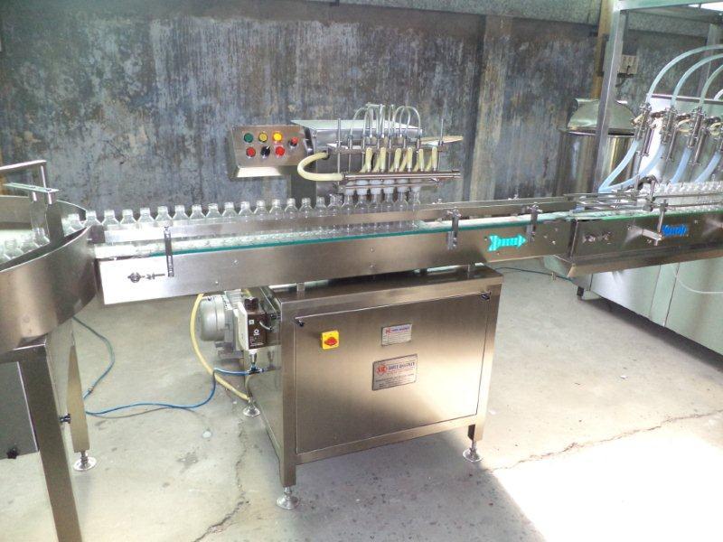Air Jet Bottle Cleaning Machines - Automatic Grade: Automatic