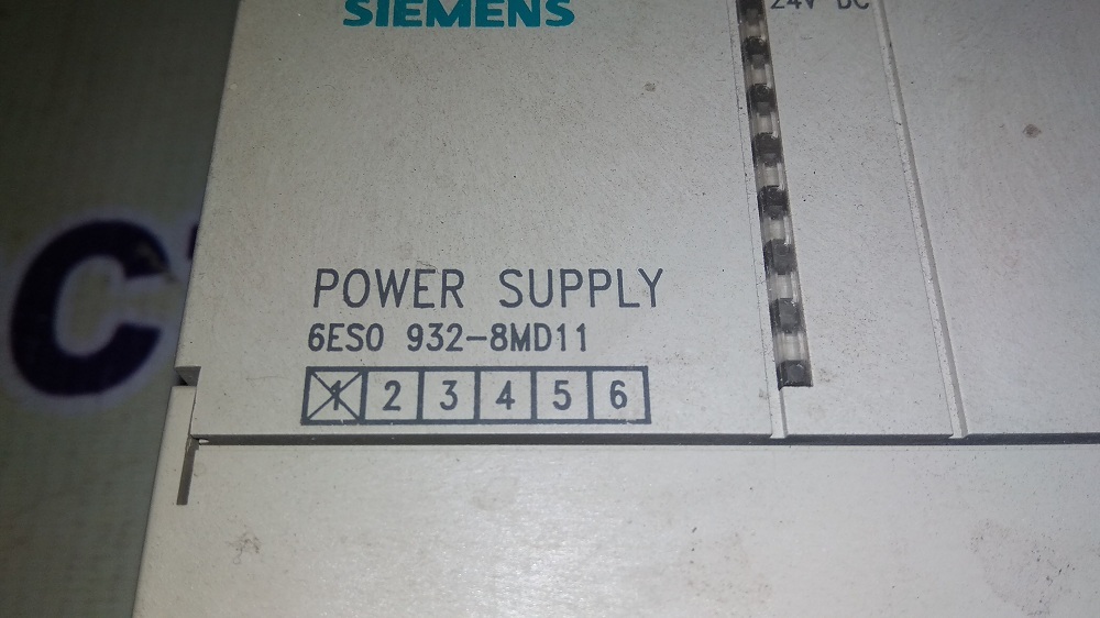 Siemens Power Supply - Aluminum Enclosure 125x100x50 Mm, 120w 24v Dc 5a, Din Rail Mountable, High Efficiency >90%