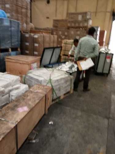 स्टोरेज लॉजिस्टिक सेवाएँ