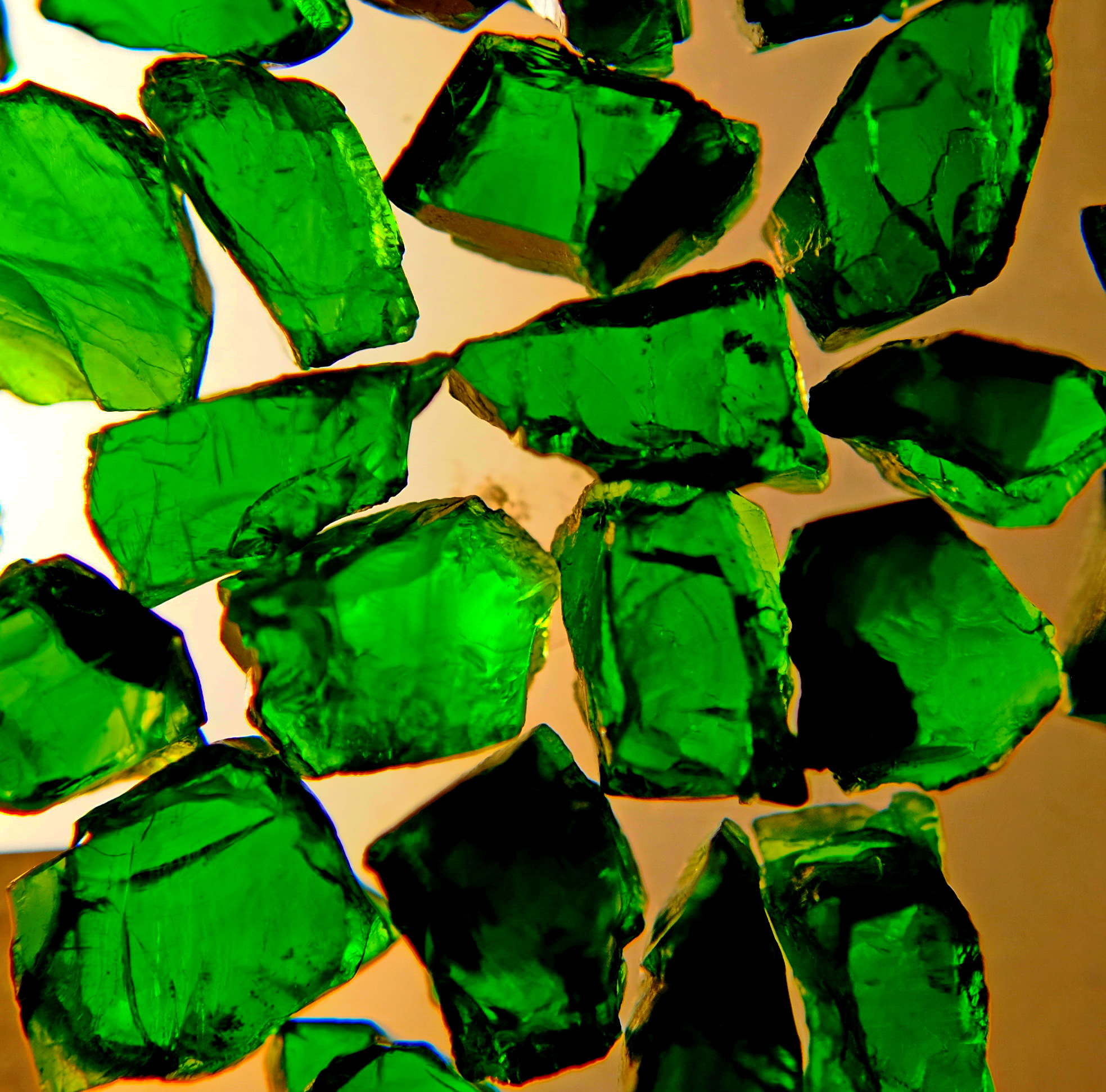 Gemstone Chrome Diopside Rough Hq 1000