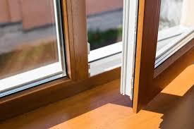 यूपीवीसी लैमिनेटेड विंडो