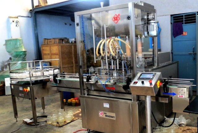 Automatic Wine Filling Machine
