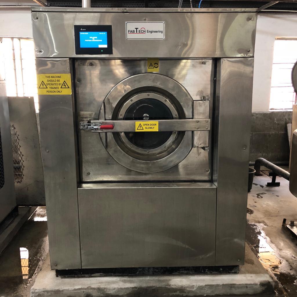 Industrial Washer Extractor Voltage: 440 Volt (V)