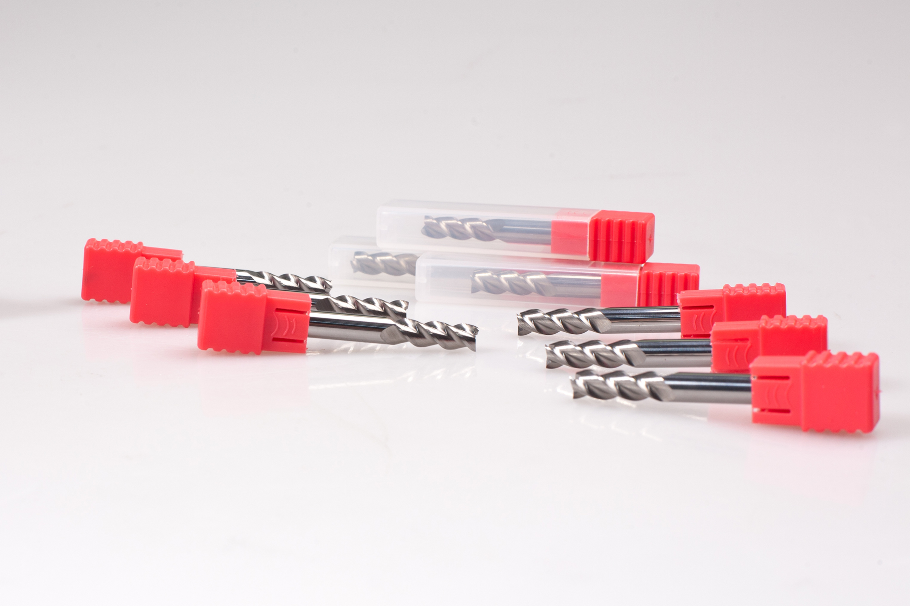 End Mills - Micro Grain Carbide Alloy, Diameter 4-20 Mm | Nickel Coated, High Surface Hardness & Custom Configurations