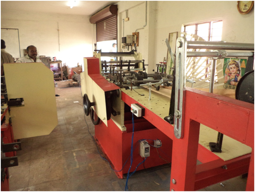 ऑटोमैटिक फूड एन बेकरी पेपर कवर मेकिंग मशीन