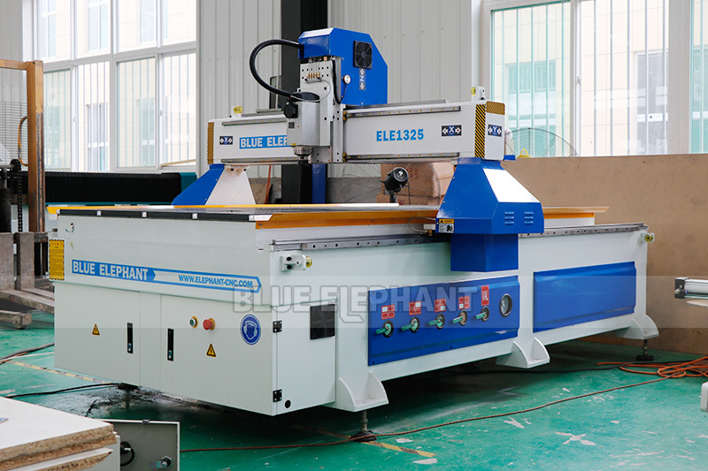 Blue 4x8 Ft Automatic 3d Cnc Wood Carving Machine 1325 Woodworking Cnc Router For Sale