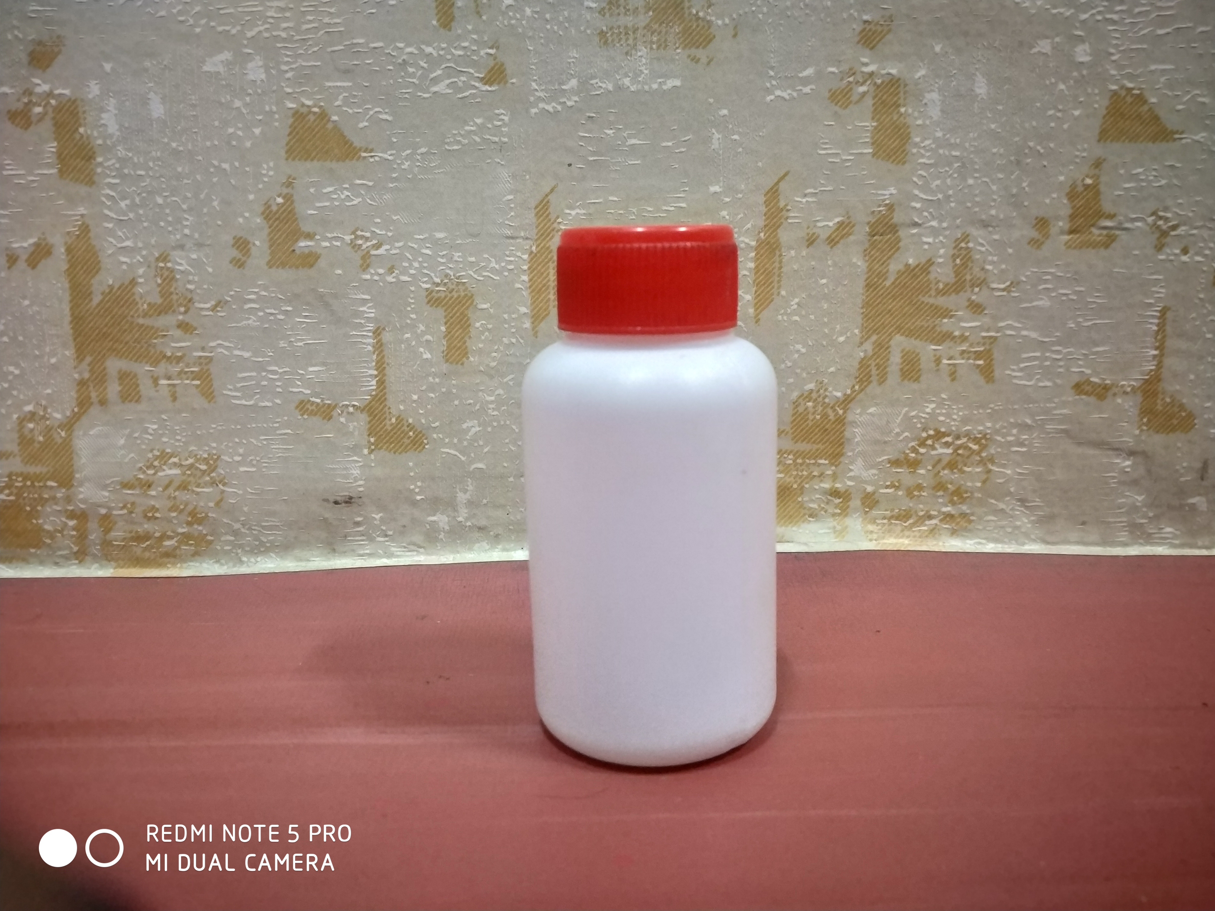 Stainer Bottles - Hdpe Material, 15-25 Grams, Milky White Color, Round Shape | Rigid Design With Dropper Dispenser Tip For Easy Flow Control