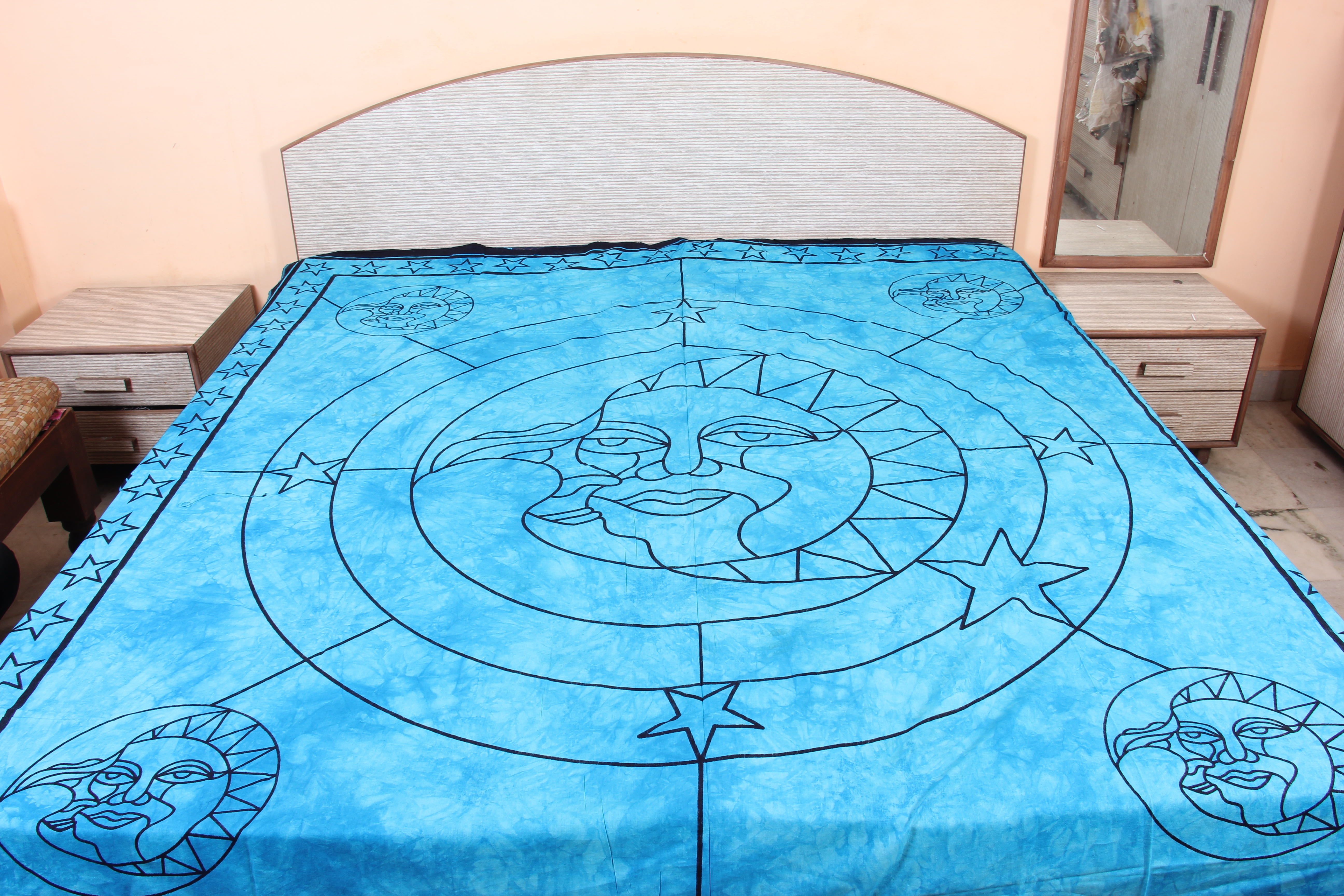 Quick Dry Sun Moon Meditative Blue Color Hand Printed Tie Dye Wholesale 100% Cotton Indian Tapestry