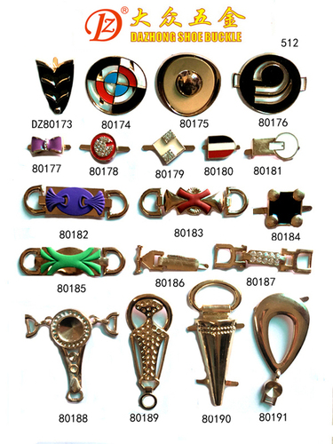 धातु का जूता बकस्ट्र