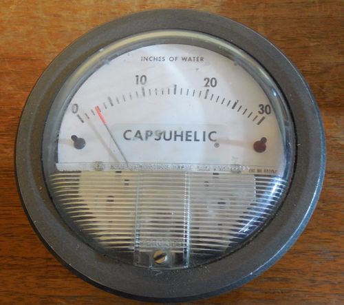ड्वायर 4030 कैपसुहेलिक डिफरेंशियल प्रेशर गेज