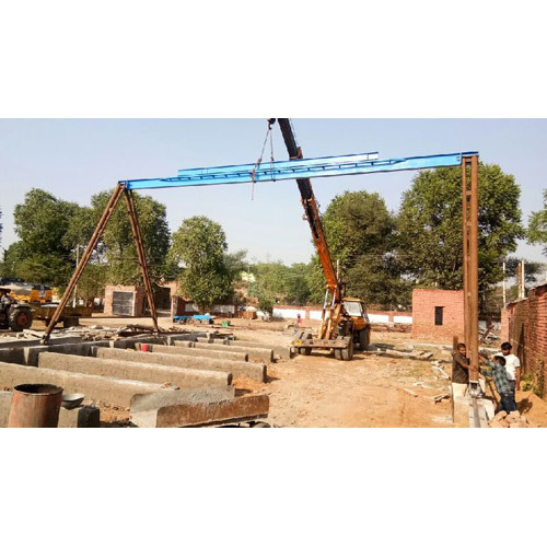 Pcc Cement Pole Mould - Steel, Customizable Sizes And Designs | Accurate Shape, User-friendly, Robust Build, Defect Free