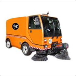 4-5 घन मीटर स्व-संचालित सड़क स्वीपर