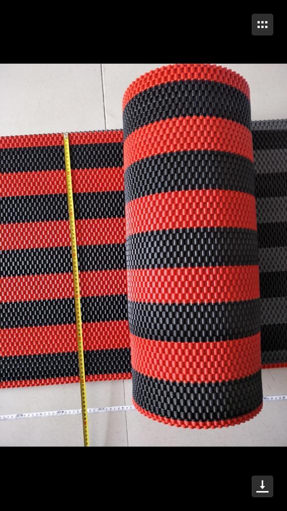 Pvc Chain Lock Mat Rolls - 1.2m X 9m, Red/blue | 8mm Thickness, Interlock Type, Designed For Heavy Machinery Applications