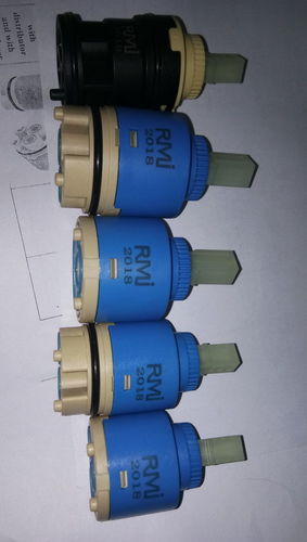 सिरेमिक कार्ट्रिज