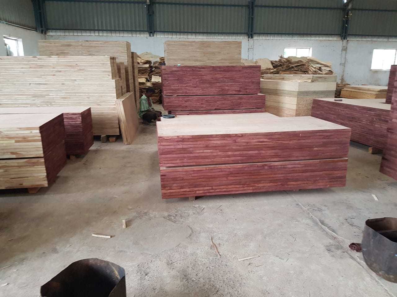 Plywood - 18 Millimeter Thickness | Versatile, Durable, Lightweight Wood Paneling