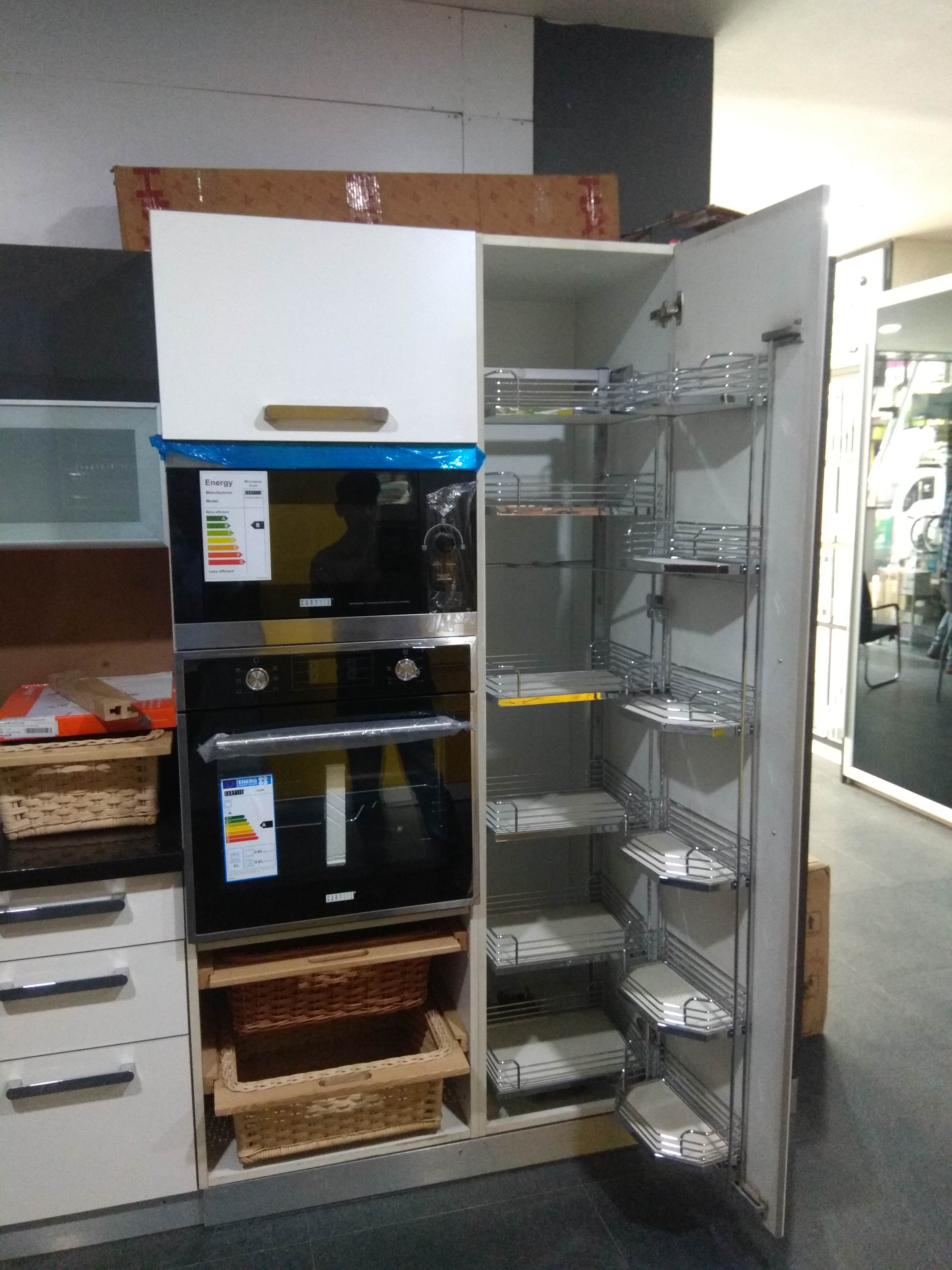 Wood Modular Kitchen