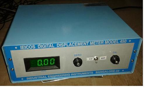 Digital Displacement Indicator