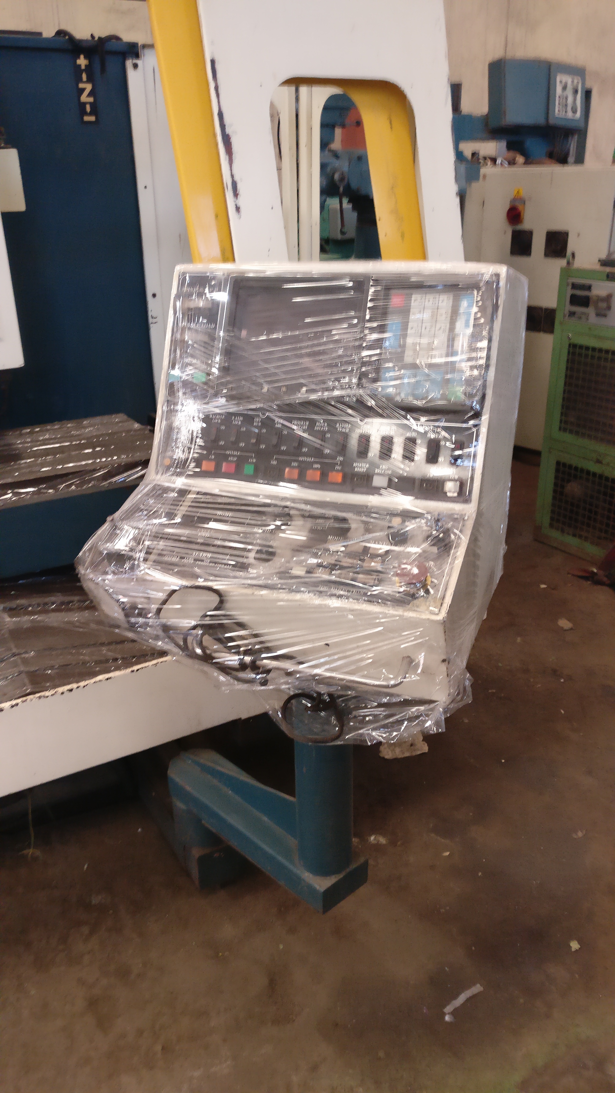 Vertical Milling Center - Table 1000x500mm Travel 800x500x500mm Atc 20 Fanuc Om Control Bt40 Taper Model Mcv800 Make Leadwell