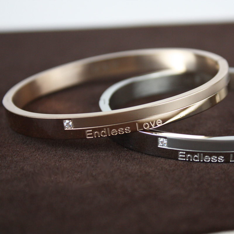 Standing Fiber Laser Marking Machine Accuracy: 0.002 Mm