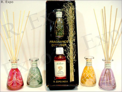 Room Freshener - Glass Bottle 100ml, 10x5 cm | Eco-Friendly, Non-Toxic, Long-Lasting Fragrance, Soothing Aroma, 10 Rattan Reeds, Various Floral Scents