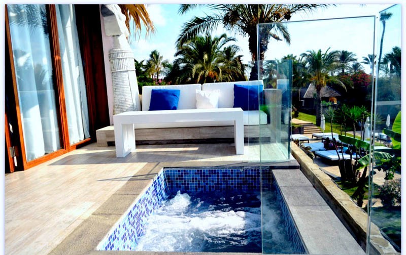 Round Residential Pool