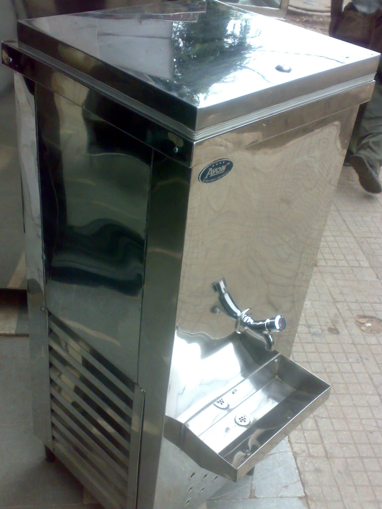 Stainless Steel Water Cooler - 24x20x50 Inch, 40 Litre Cooling & 100 Litre Storage Capacity, Silver Finish