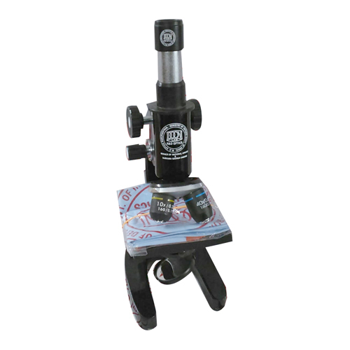 छात्र माइक्रोस्कोप