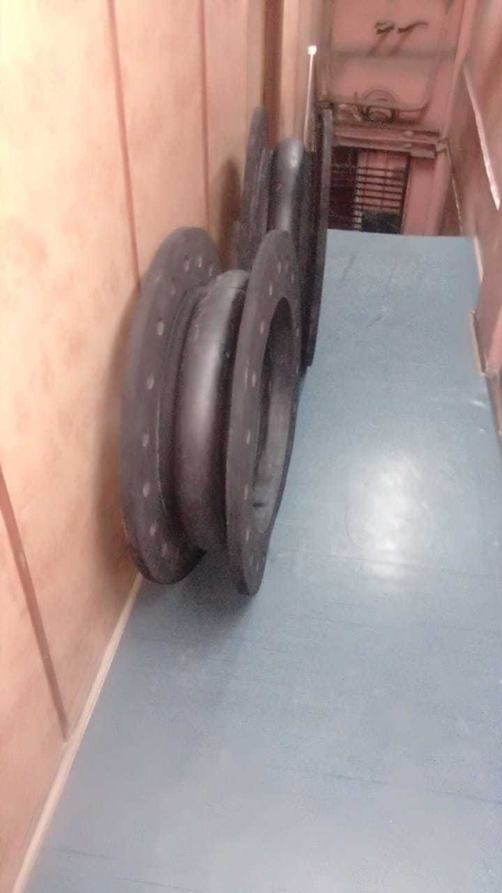 Expansion Joints - Durable Rubber Material, Flexible Design , Ideal For Temperature Variations And Structural Movement