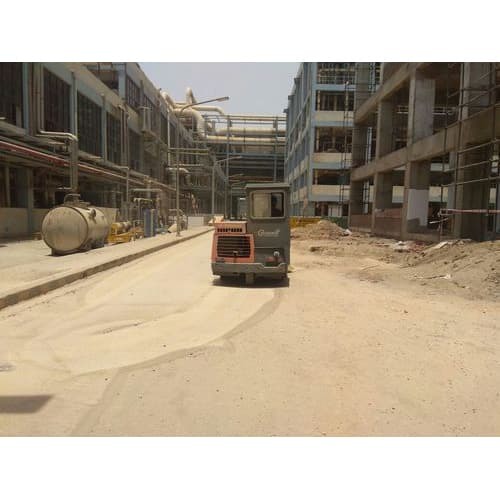 Street Sweeping Machine - Strong Built Anti-corrosive Body, Rugged Design, Hassle-free Performance