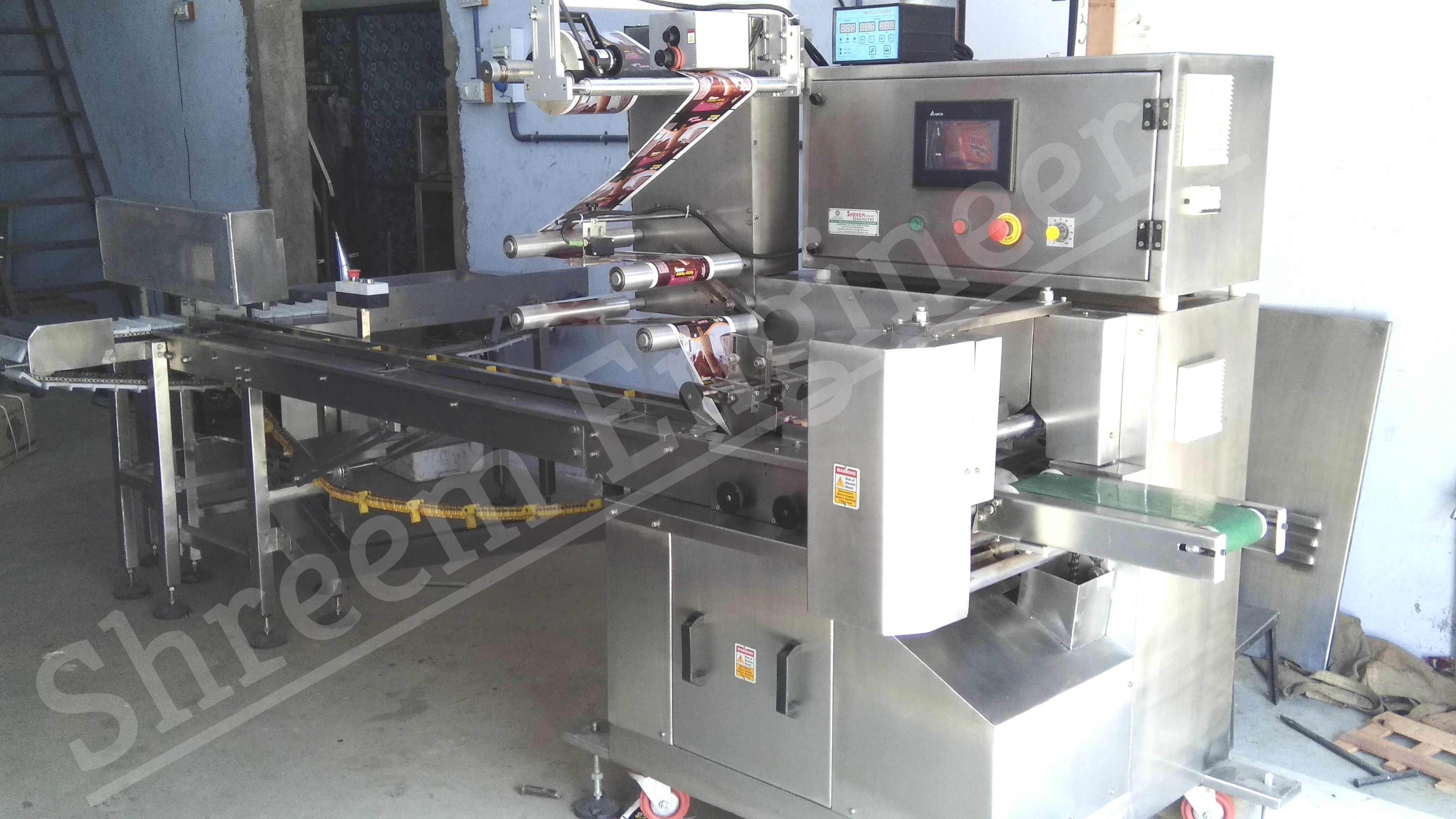 Fully Automatic Ice Candy Packing Machine Capacity: 150-200 Pouch Per Min Pcs/min