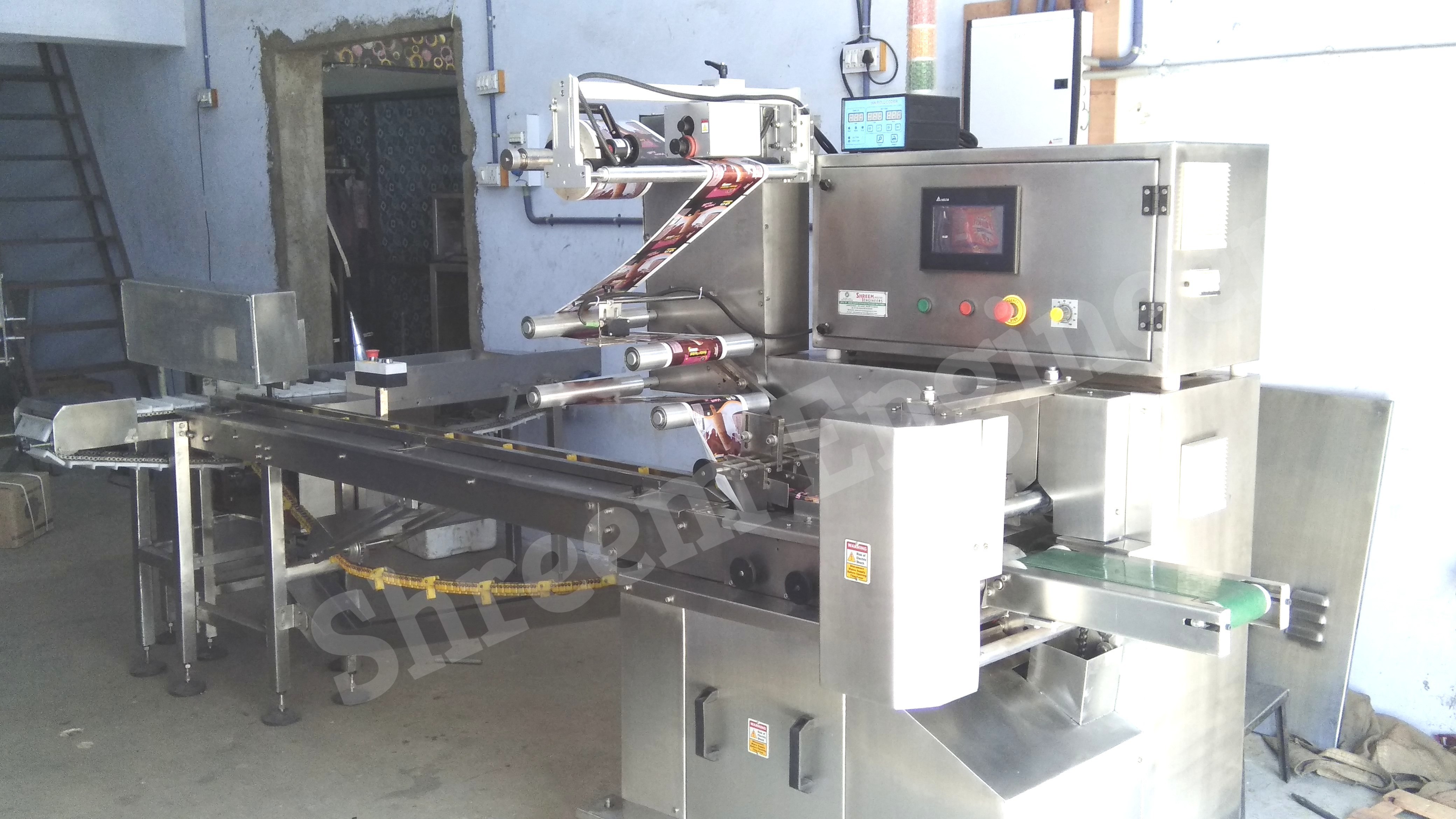 Fully Automatic Ice Candy Packing Machine Capacity: 150-200 Pouch Per Min Pcs/min