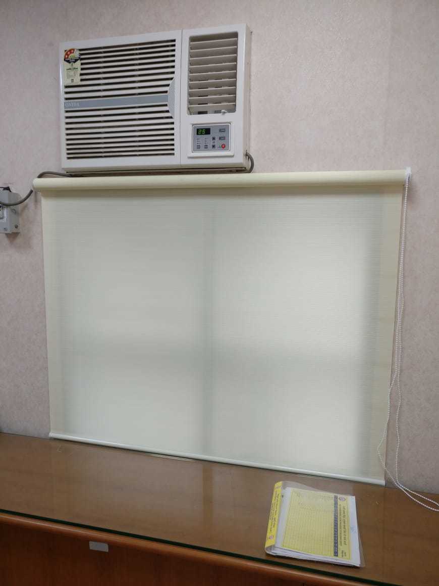 Roller Blinds - Polyester, Horizontal Pattern | Blackout, Waterproof, Heat-insulation, Tear-resistant, Easy Operation & Maintenance