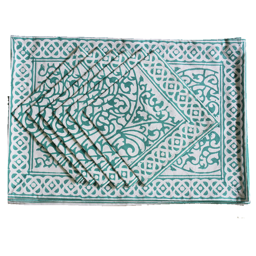 Green / White Dinner Cloth Table Mat Printed