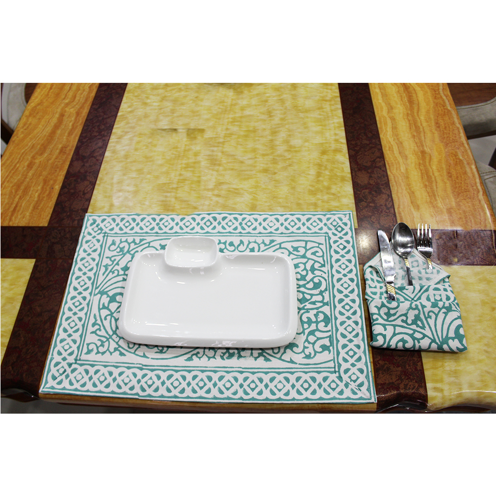 Green / White Dinner Cloth Table Mat Printed