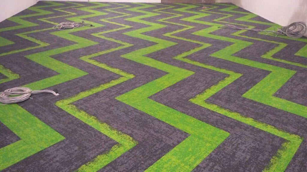 Multi Color Pp Carpet Tiles