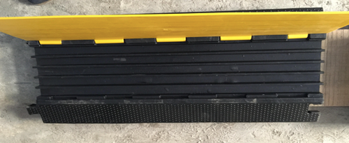 केबल प्रोटेक्टर - 1 चैनल