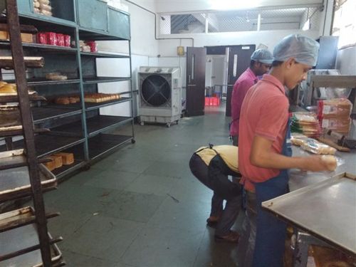 बेकरी क्षेत्र में उपयोग के लिए एयर कूलर