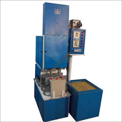 पेट जार बनाने की मशीन