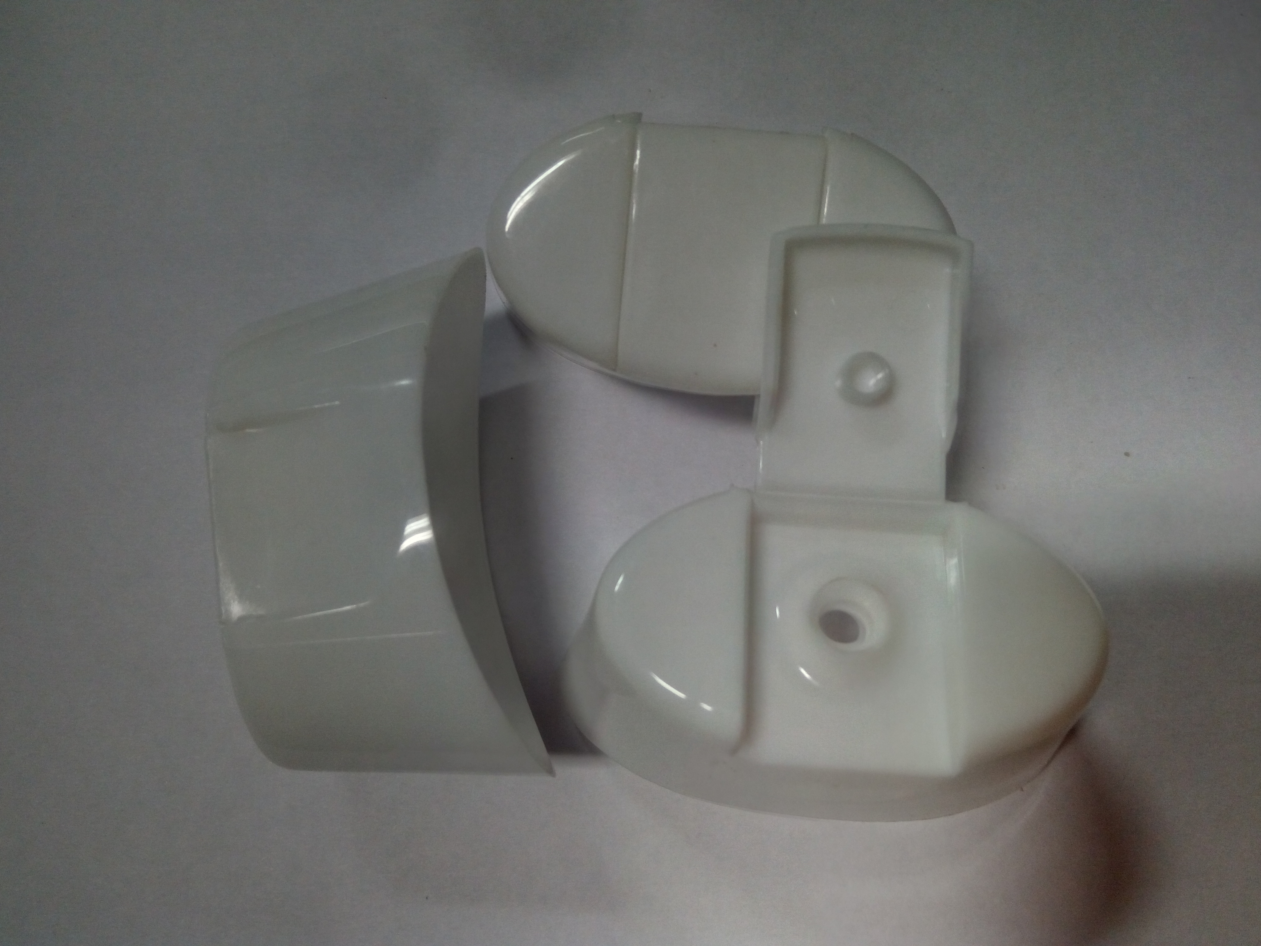 Glossy Oval Shape Top Cap
