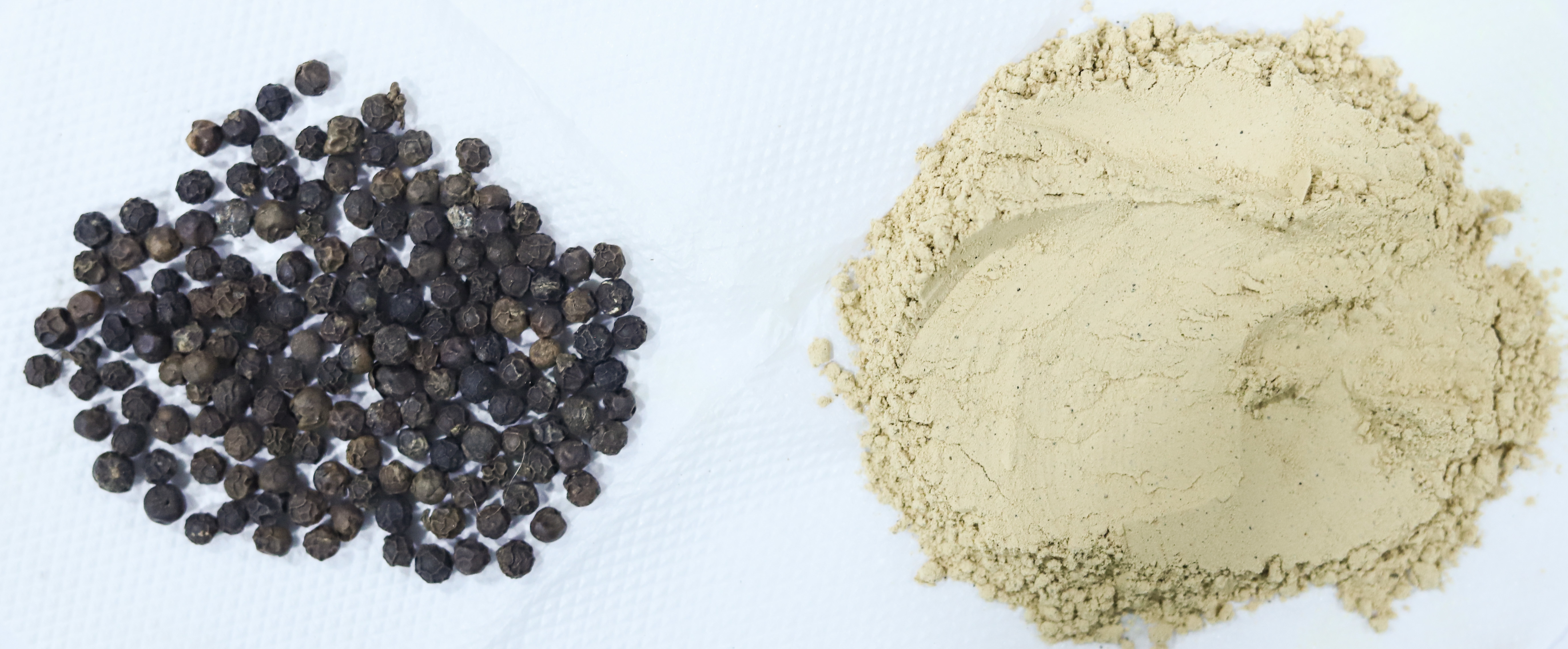 Light Cream Black Pepper Extract
