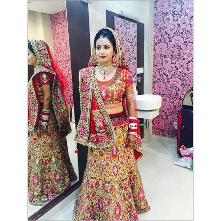 मैट ब्राइडल मेकअप सर्विसेज