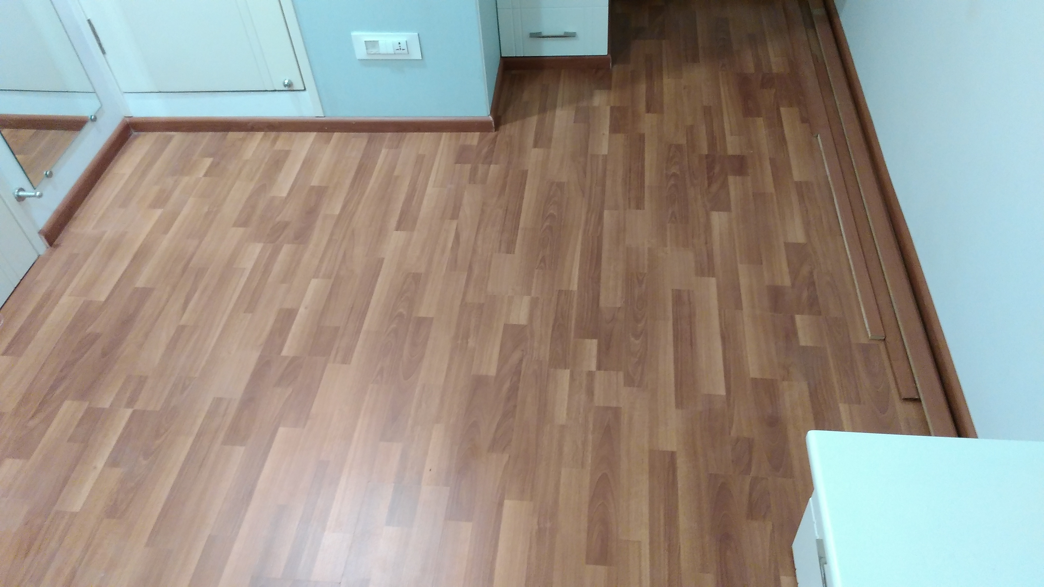Waterproof Pvc Planks & Tiles