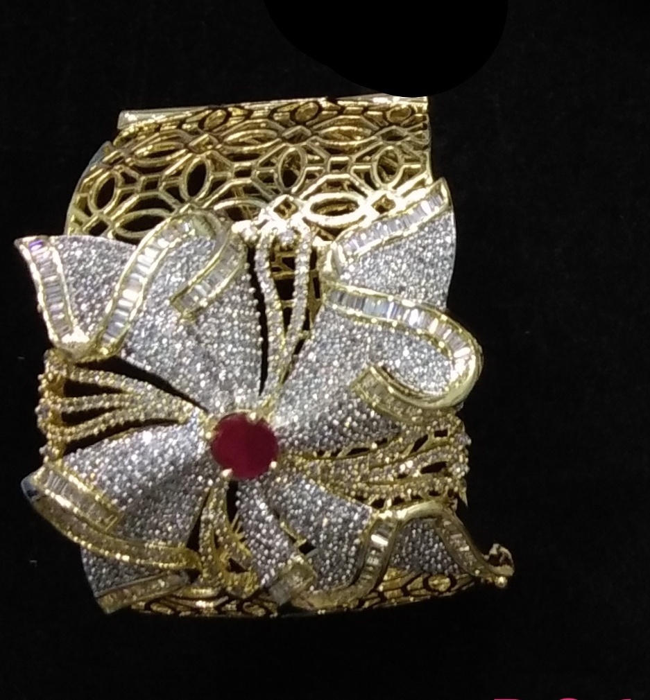 Red & White Imitation Necklace