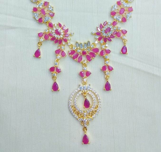 Red & White Full Stone Necklace