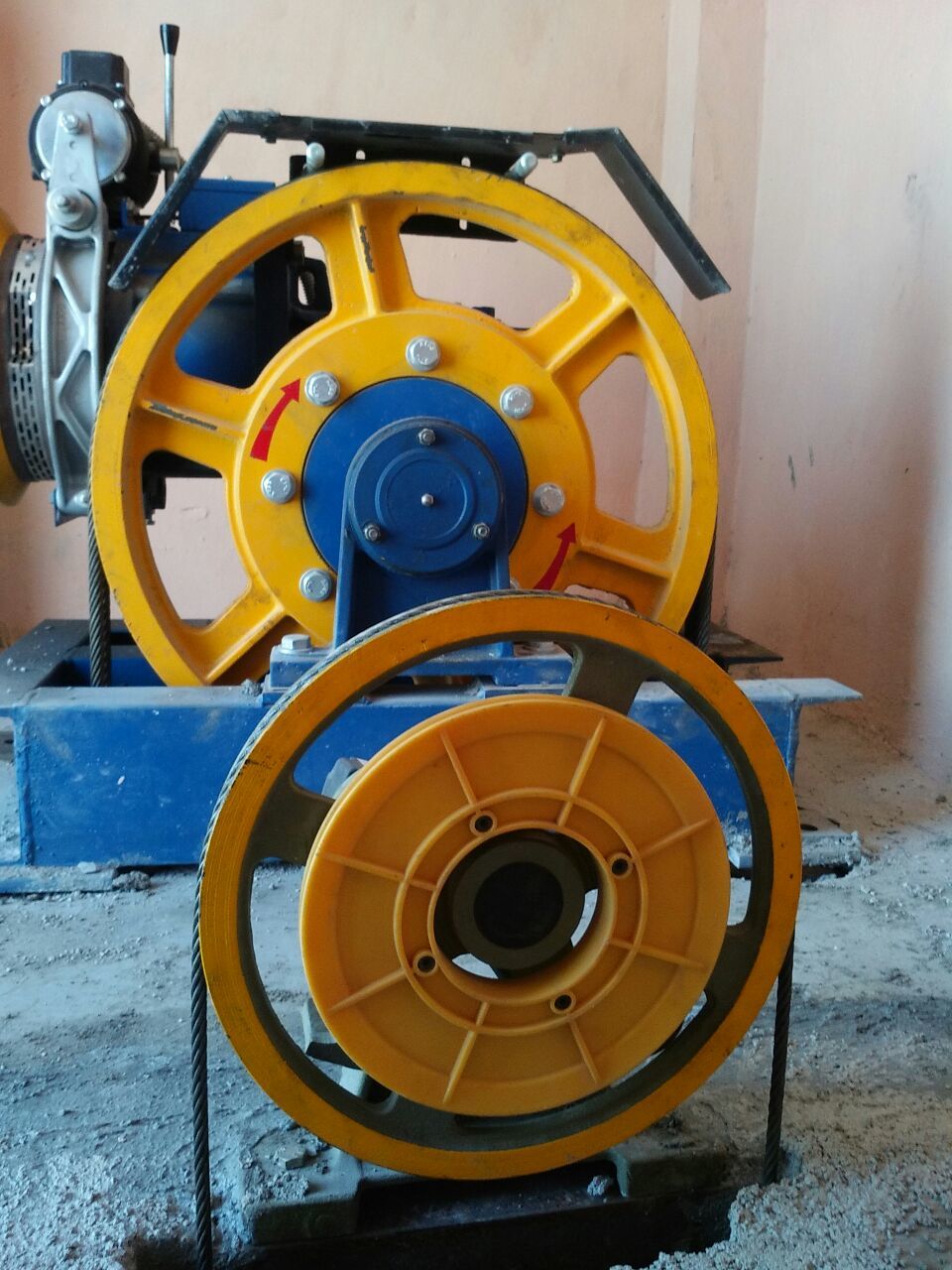 Passenger Lift Machine